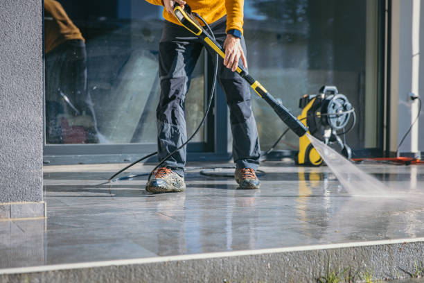 Best Pool Deck Cleaning  in Roessleville, NY
